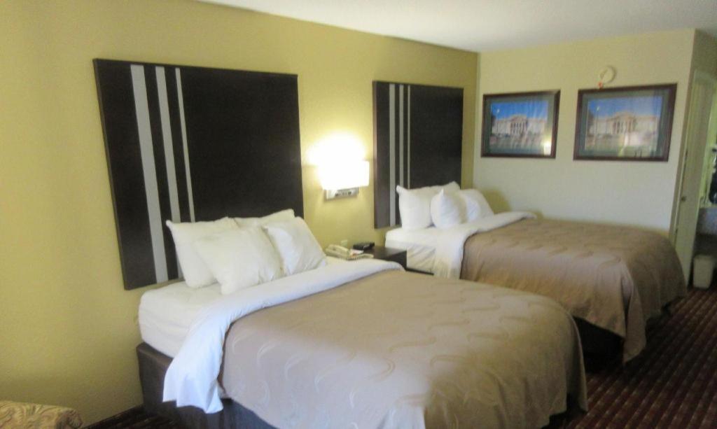 Quality Inn Andalusia Eksteriør bilde