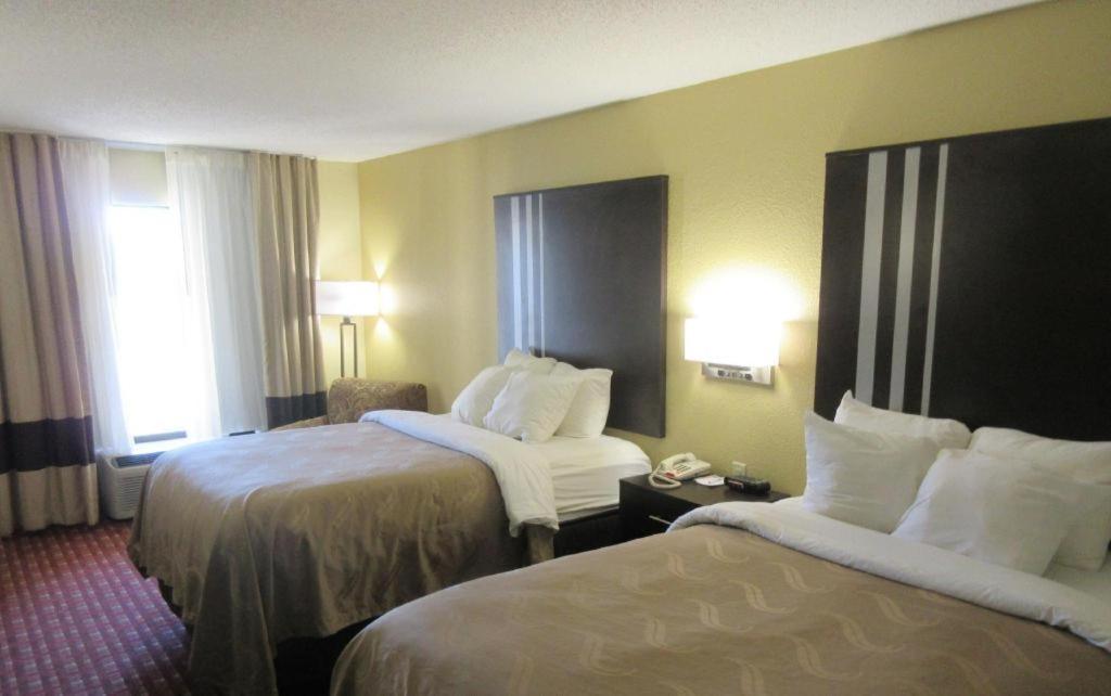 Quality Inn Andalusia Eksteriør bilde